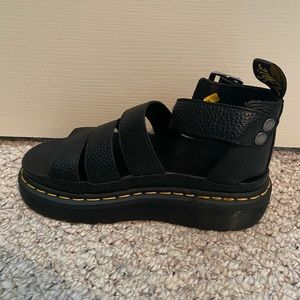Dr. Martens Clarissa ll quad sandals